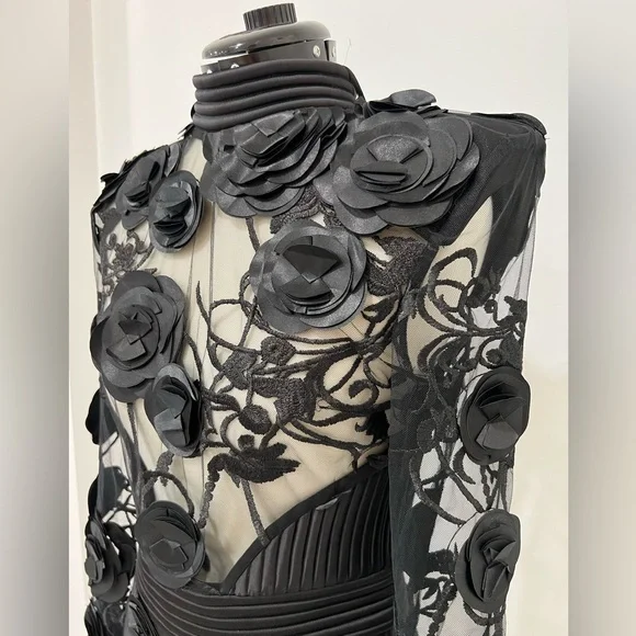 ZHIVAGO Battle Lines Floral-Embellished Vendetta Dress - Picture 4 of 10